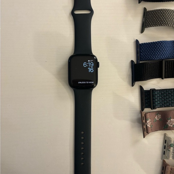 Apple Watch Series 8 + GPS 45mm Aluminum Case with Original Band and Charger - Picture 5 of 16